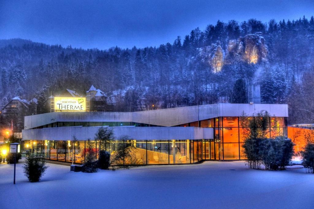 Wohnen Im Schwarzwald Mit Panoramablick Apartment Bad Herrenalb Luaran gambar