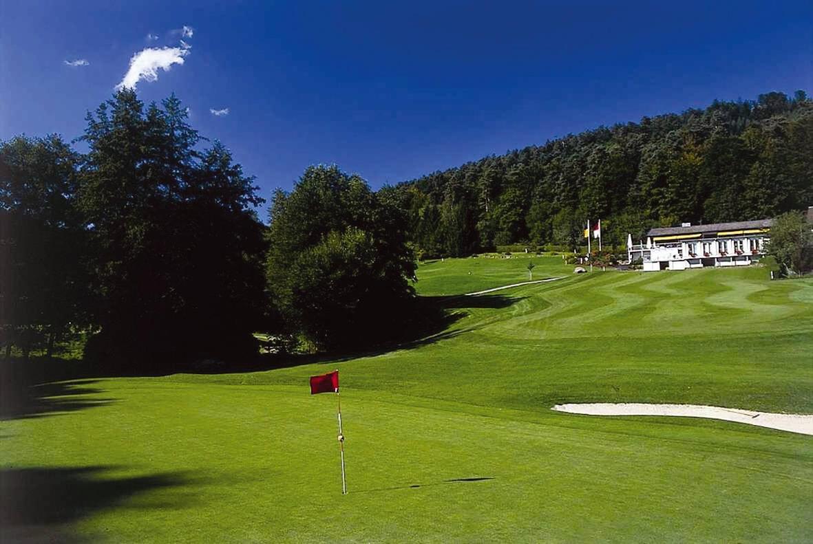 Wohnen Im Schwarzwald Mit Panoramablick Apartment Bad Herrenalb Luaran gambar