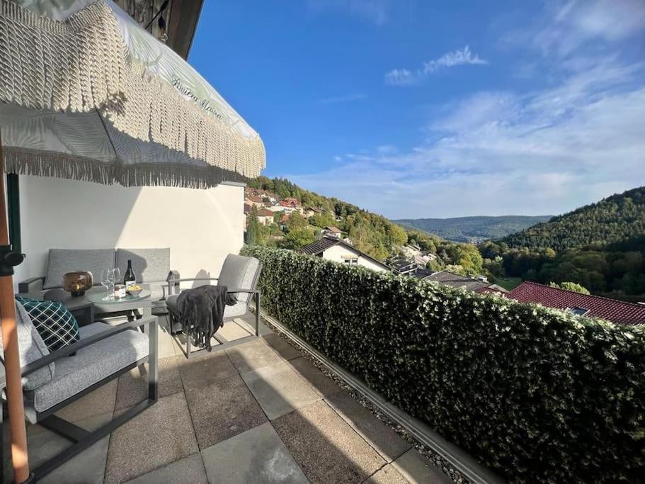 Wohnen Im Schwarzwald Mit Panoramablick Apartment Bad Herrenalb Luaran gambar
